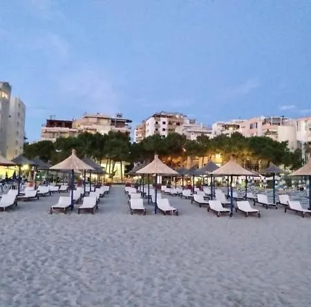 - Vacanze 50m Mare *